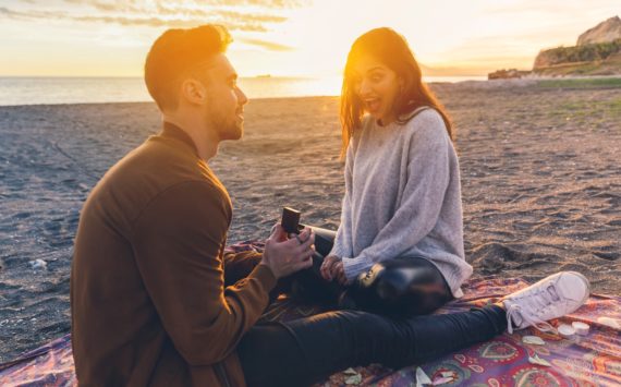 51 Romantic Captions for Propose Day with hashtags!